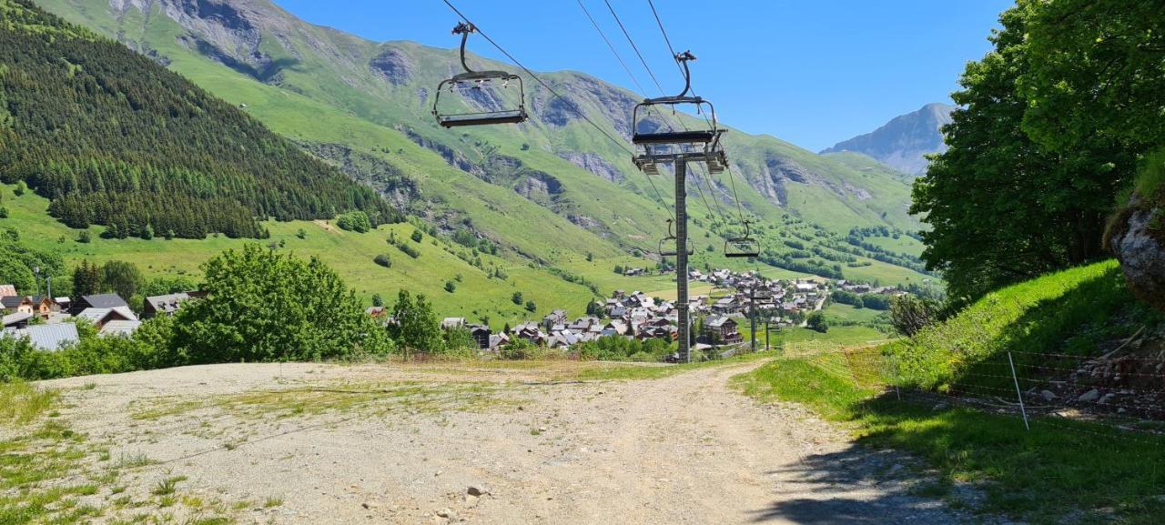Agreable Appartement De 6 Pers Au Pieds Des Pistes ,Wifi Gratuit A Saint-Sorlin-D'Arves Labelise 3 Etoiles Au Gite De France מראה חיצוני תמונה
