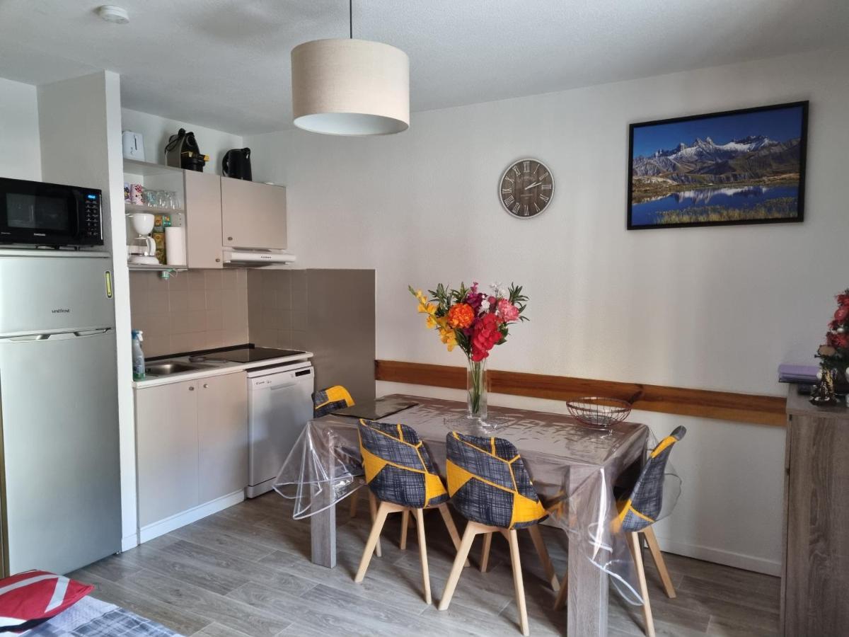 Agreable Appartement De 6 Pers Au Pieds Des Pistes ,Wifi Gratuit A Saint-Sorlin-D'Arves Labelise 3 Etoiles Au Gite De France מראה חיצוני תמונה